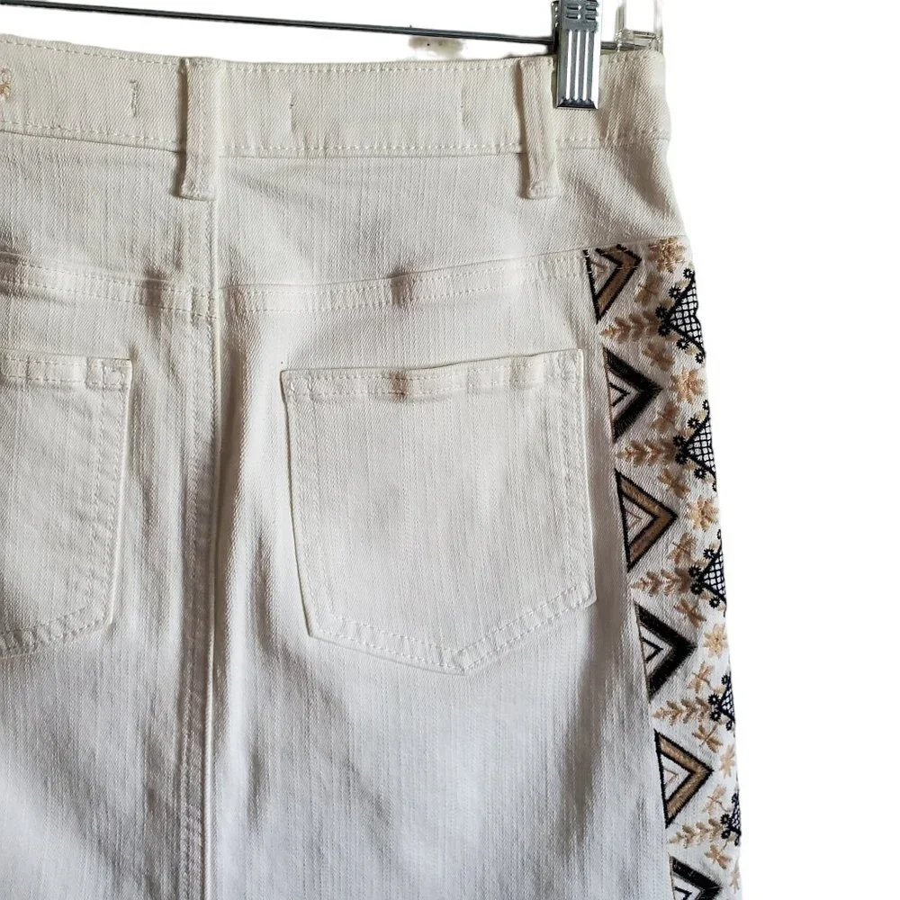 Pilcro and the Letterpress by Anthropolgie Boho Embroidery Cream Denim Skirt